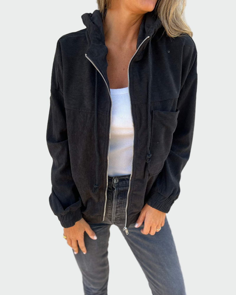 Aksominio tekstūros švarkas su raukšlėmis