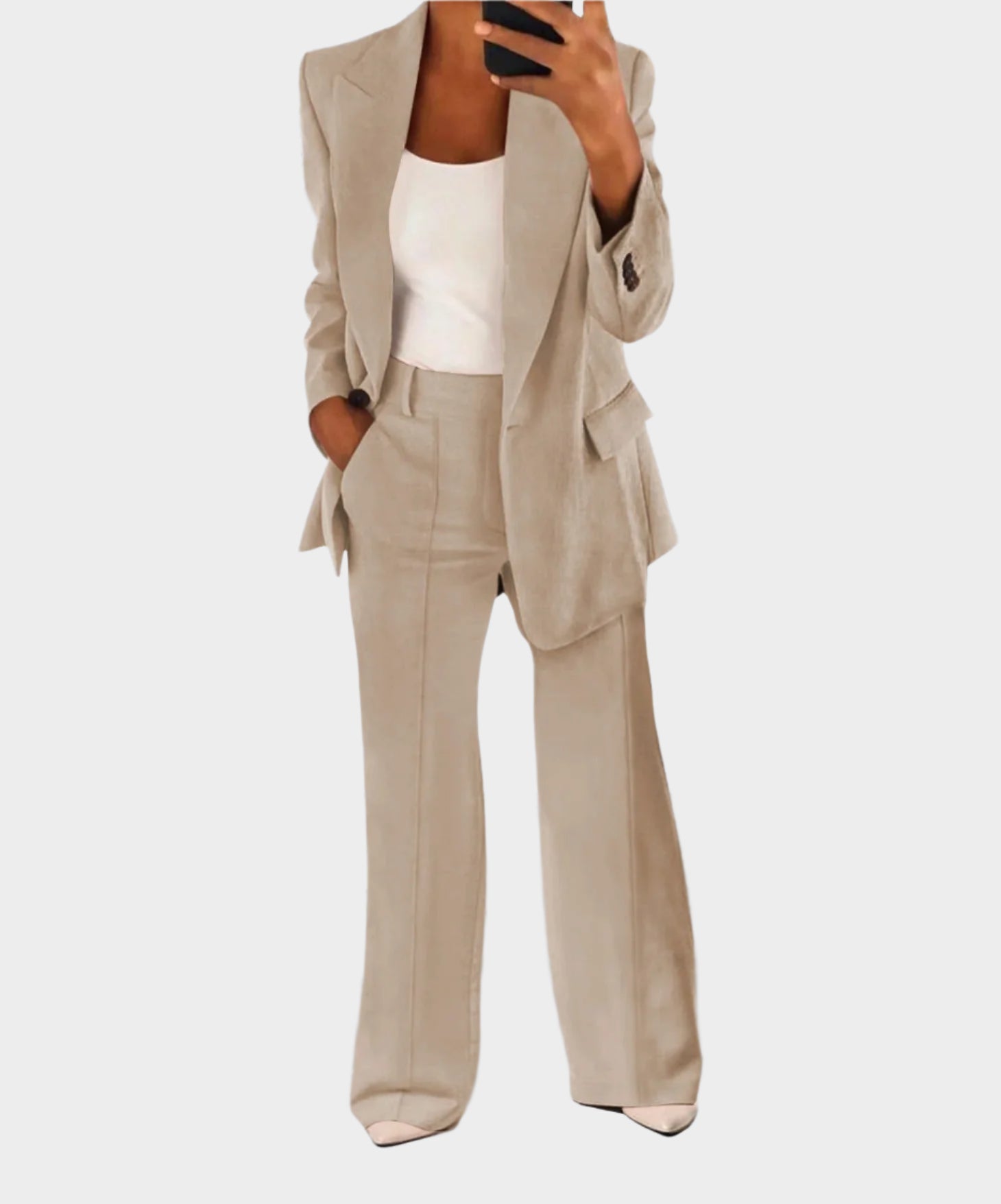 Moteriškas komplektas